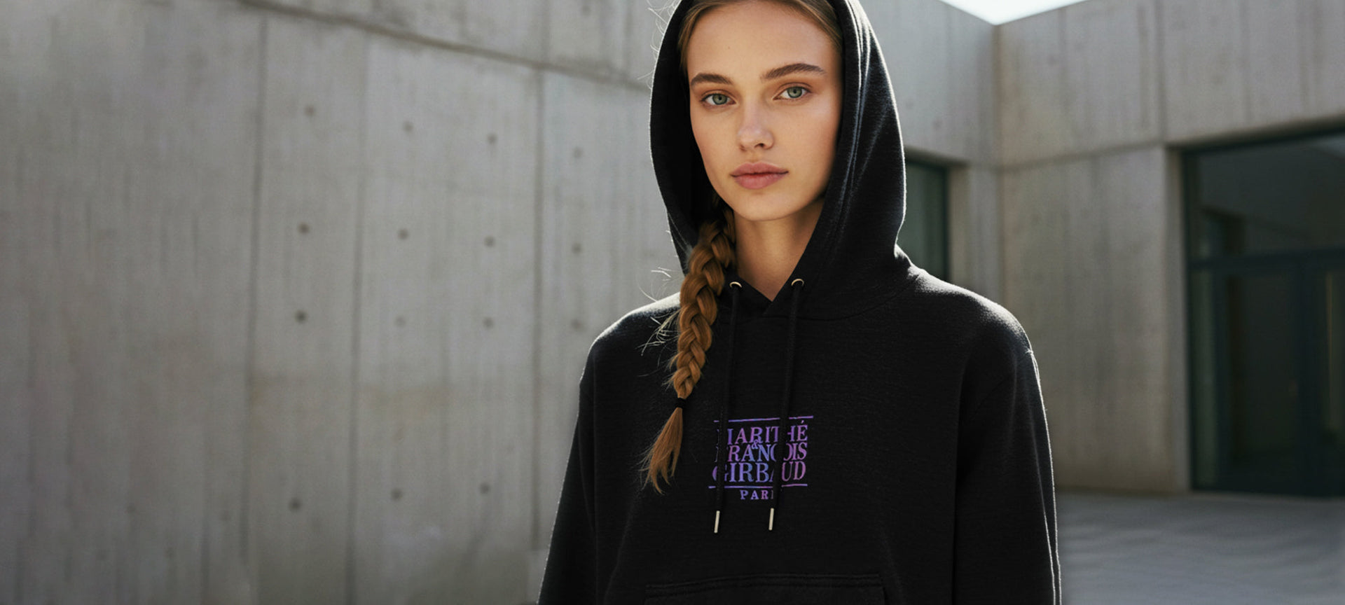 FEMME HOODIES & SWEATS