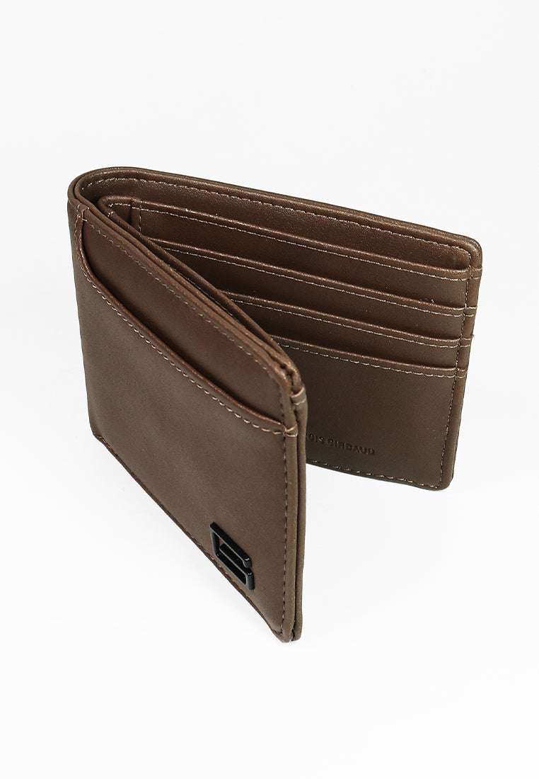 CG Brown Men's Bifold Wallet